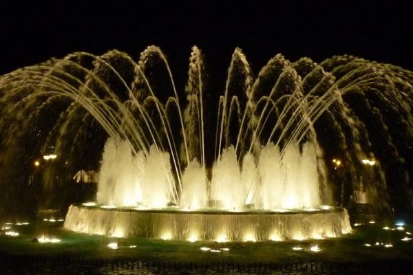 City Night + Fountains of Lima